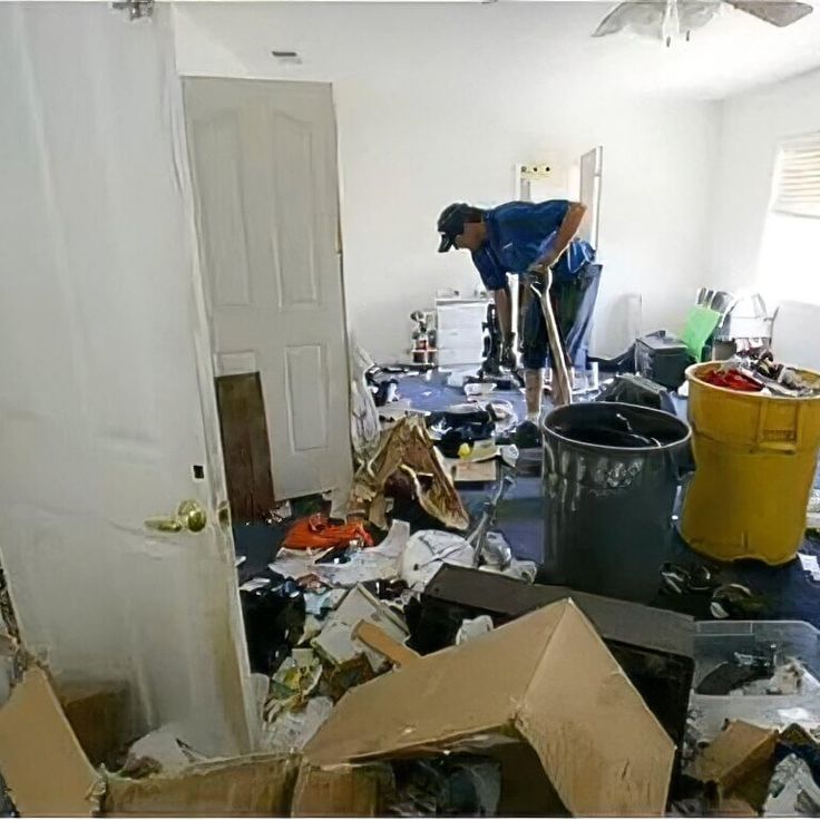 New home construction cleaning service for removing builder dust, debris, and residue before move-in.