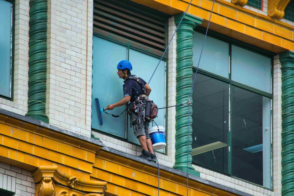 Window & Glass Cleaning