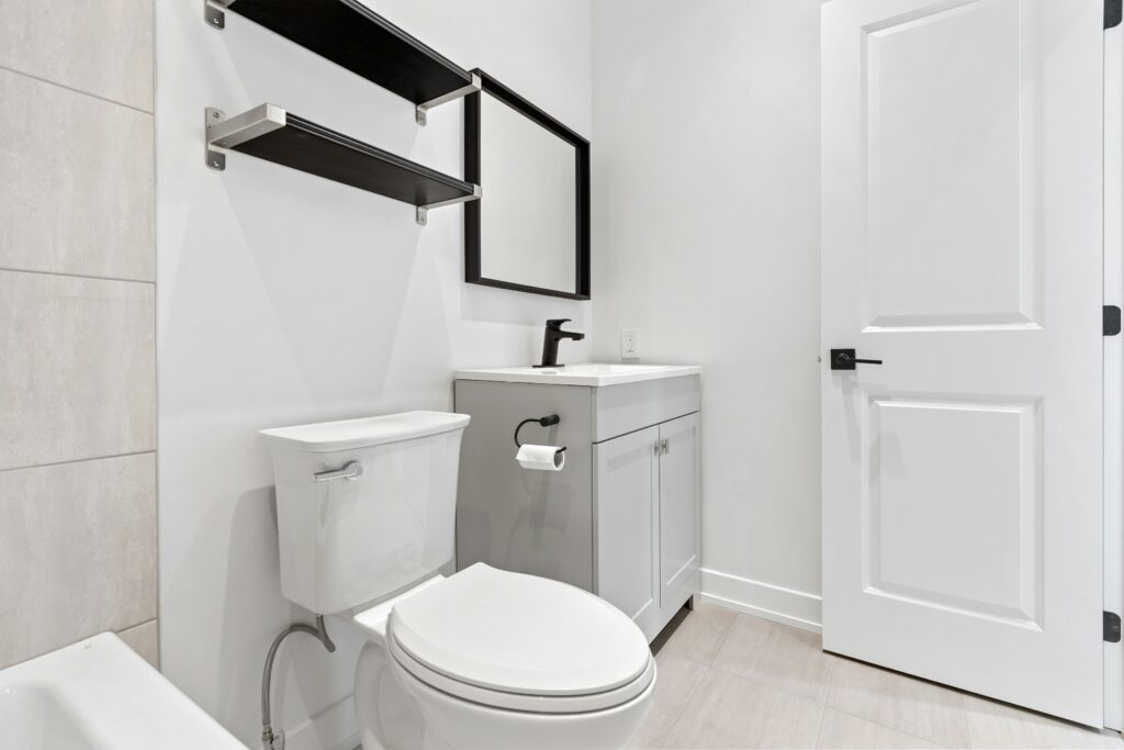 Restroom Deep Cleaning